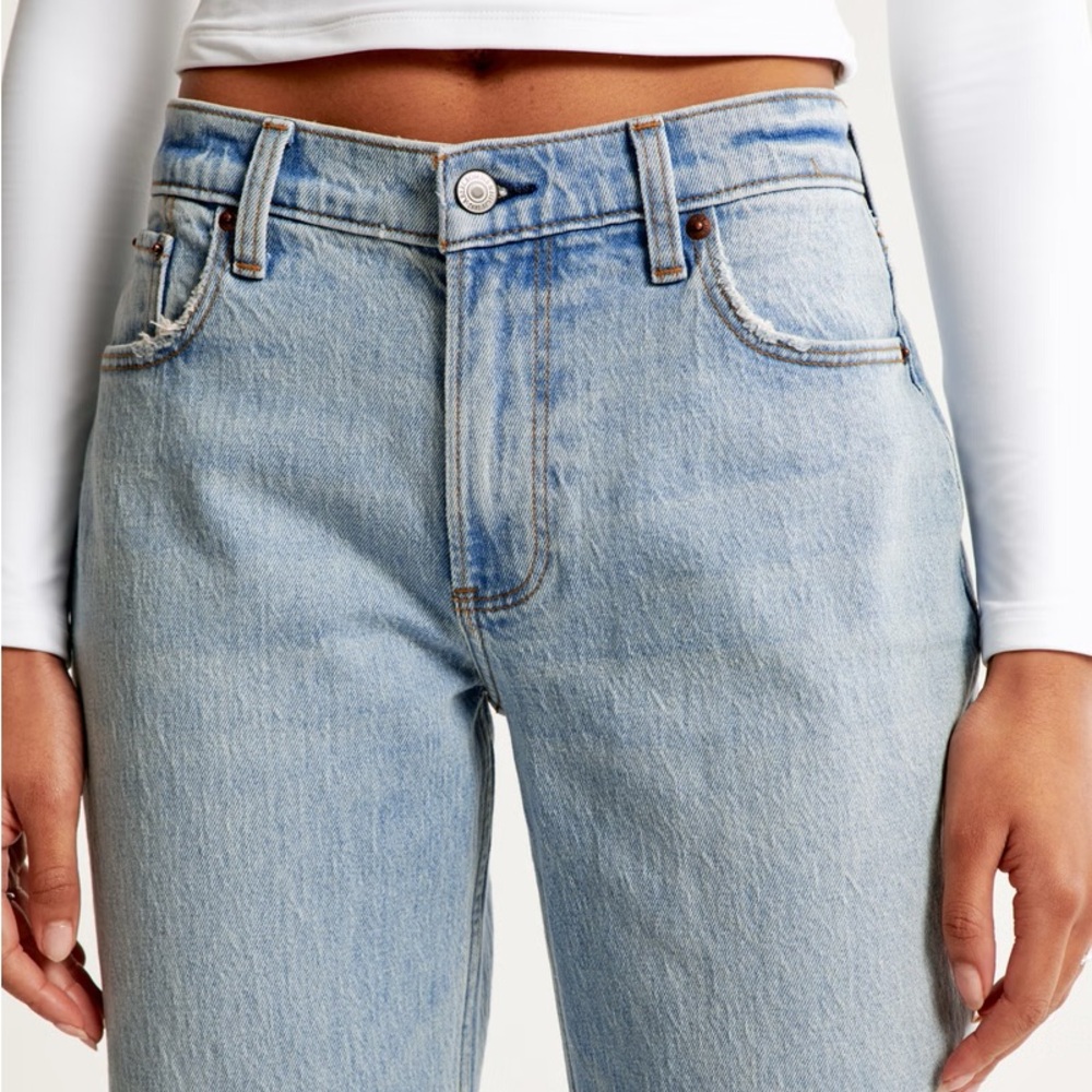 Abercrombie The 90s Low Rise Baggy Jean